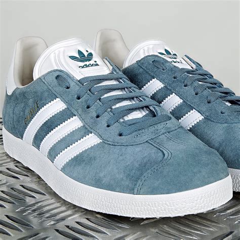 tenis adidas gazelle azul